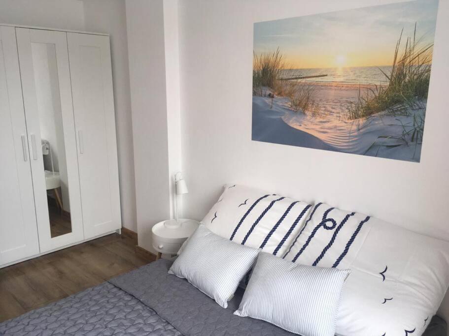 Ferienwohnung Mieszkanie W Swinoujsciu 2 Pokoje /Blisko Ubb/ Swinemünde Exterior foto